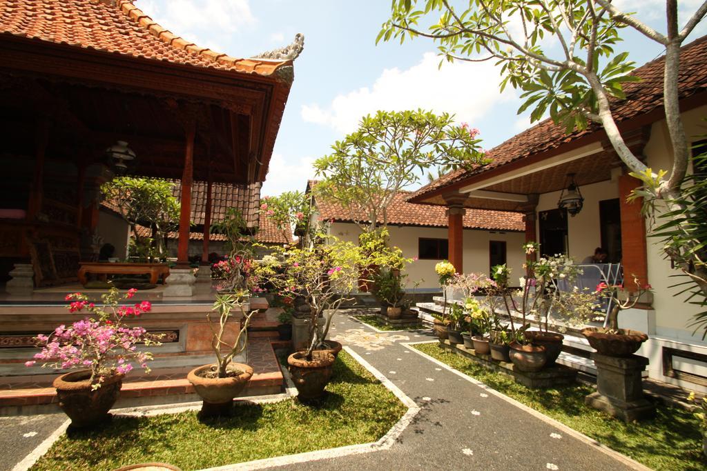 Kt. Kuaya Home Stay Ubud Exterior foto