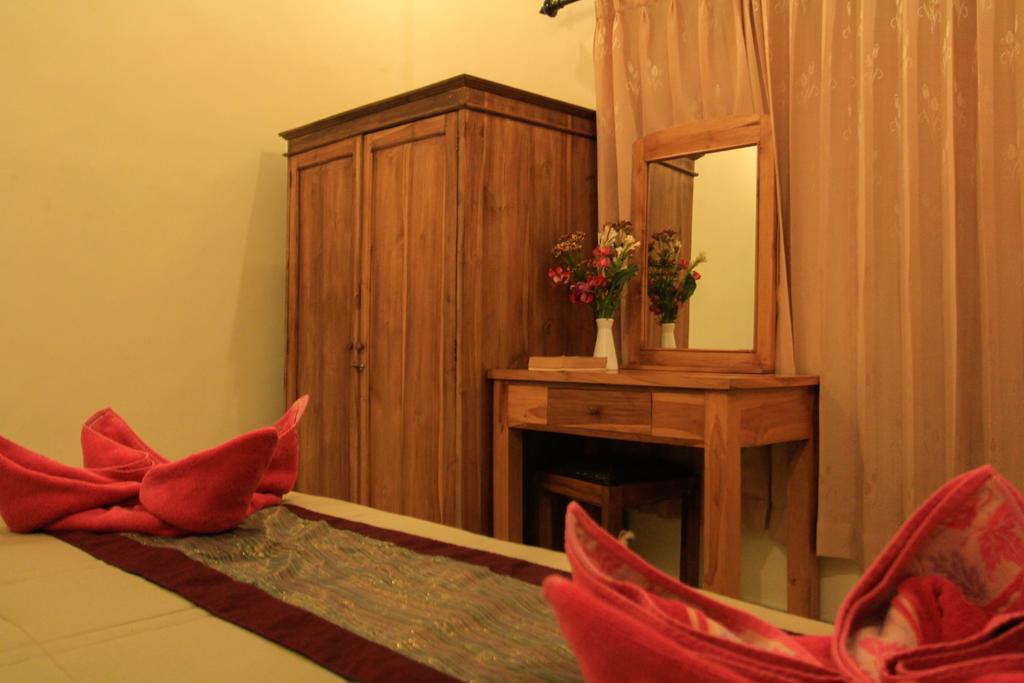 Kt. Kuaya Home Stay Ubud Quarto foto