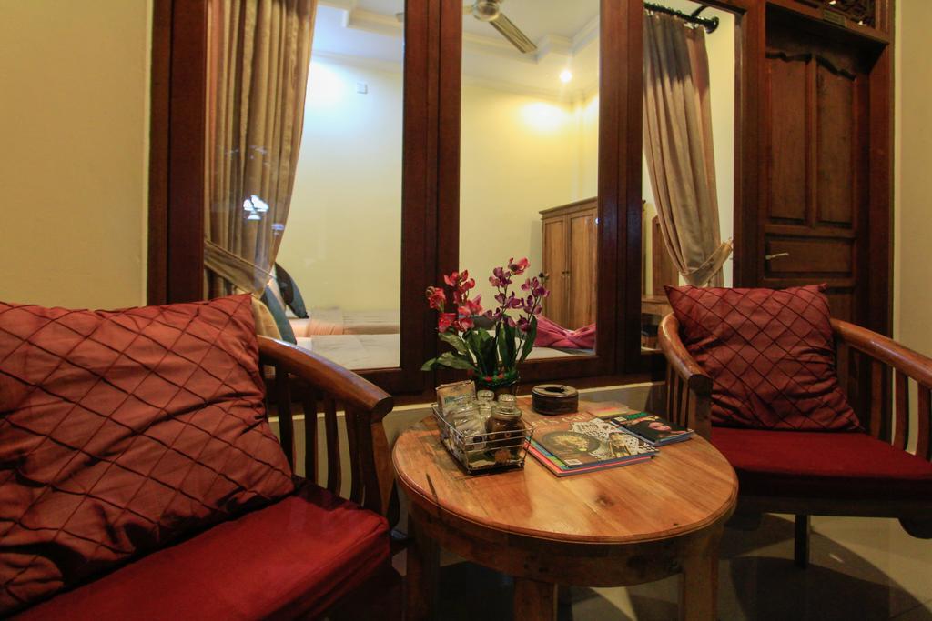 Kt. Kuaya Home Stay Ubud Quarto foto